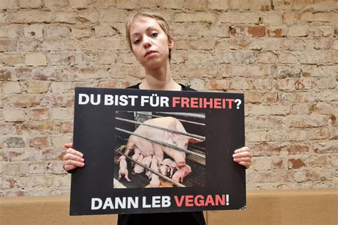 militante veganerin wird gefickt|Militante Veganerin Porno Videos 